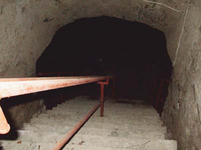 Das Kellergew&ouml;lbe ist das einzige sichtbare Relikt der Burg